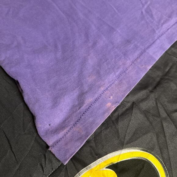 Vintage Retro 1991 Looney Tunes Six Flags Tasmanian Devil T-Shirt - Picture 6 of 8